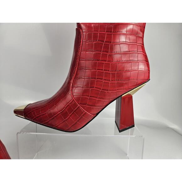 NIB Ninety Union Jada Size 9 Red Tall Boots w/ Gold Accents & Asymmetrical Heel - Picture 3 of 12